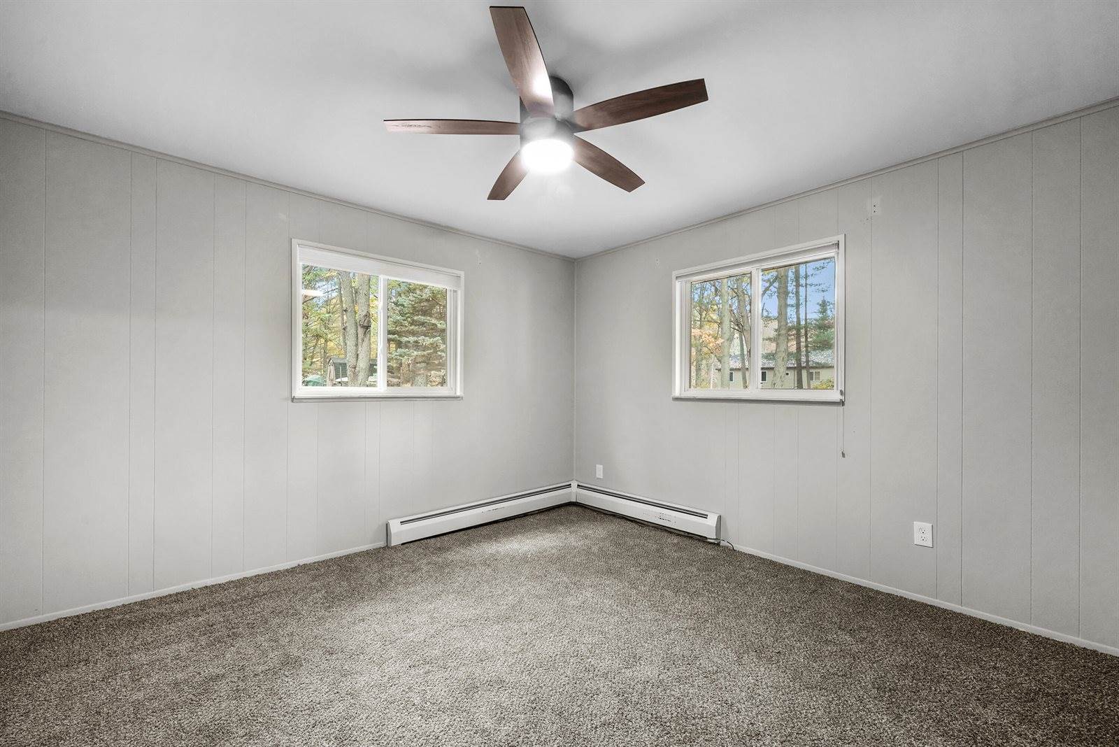 112 McKee Street, Houghton Lake, MI 48629