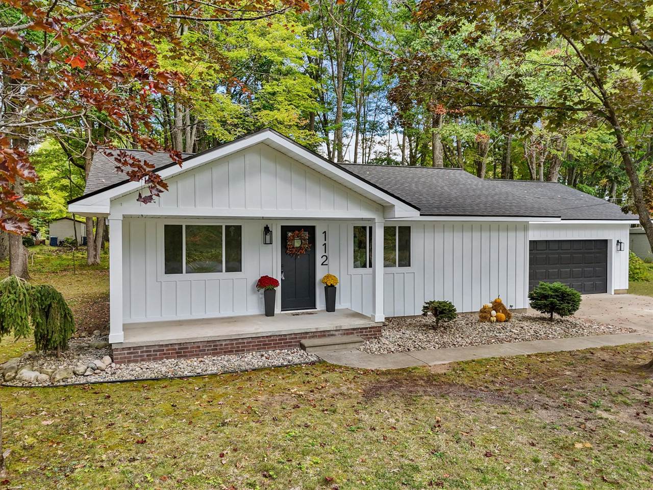 112 McKee Street, Houghton Lake, MI 48629