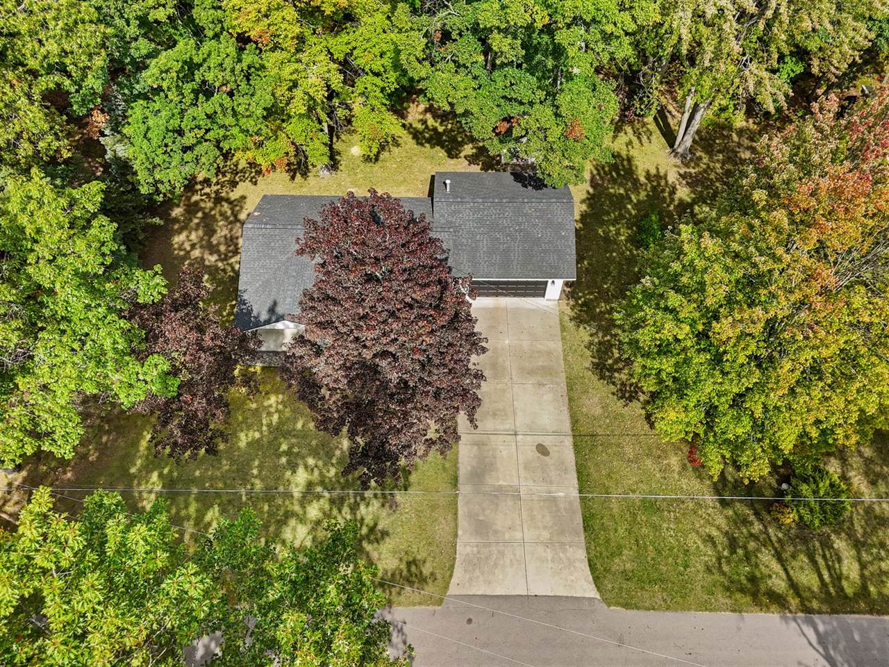 112 McKee Street, Houghton Lake, MI 48629