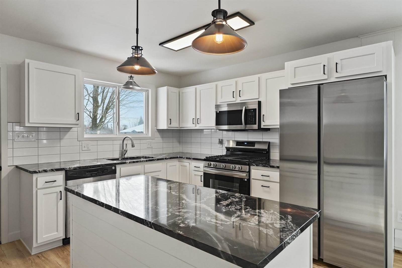 112 McKee Street, Houghton Lake, MI 48629