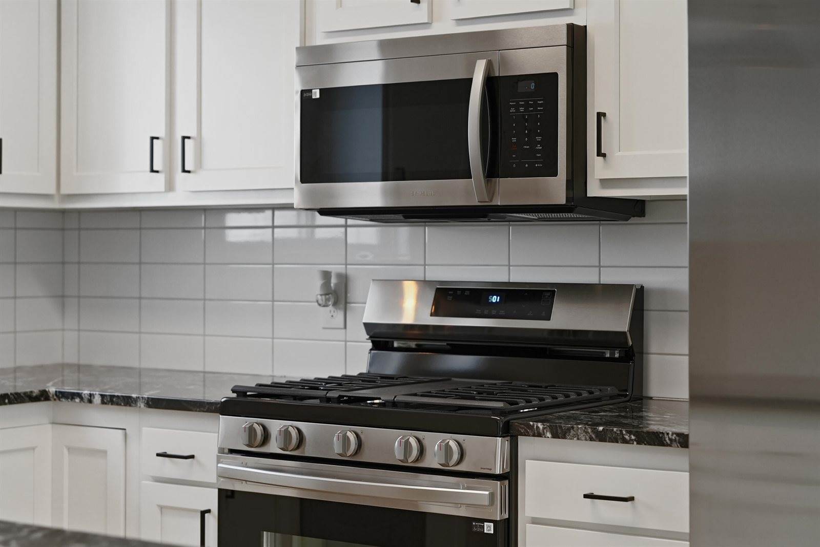 112 McKee Street, Houghton Lake, MI 48629