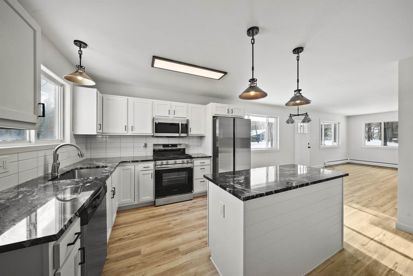 112 McKee Street, Houghton Lake, MI 48629