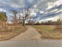 727 West Ford Street, Shawnee, OK 74801