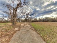 727 West Ford Street, Shawnee, OK 74801