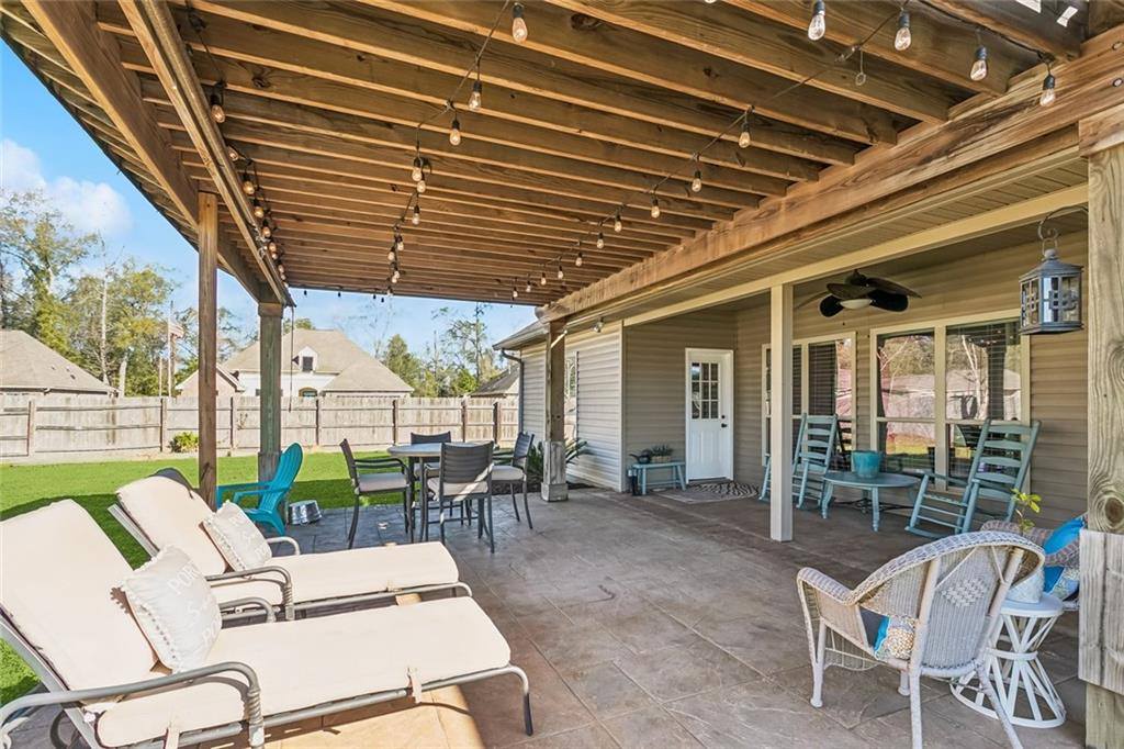 28373 Loiret Court, Ponchatoula, LA 70454