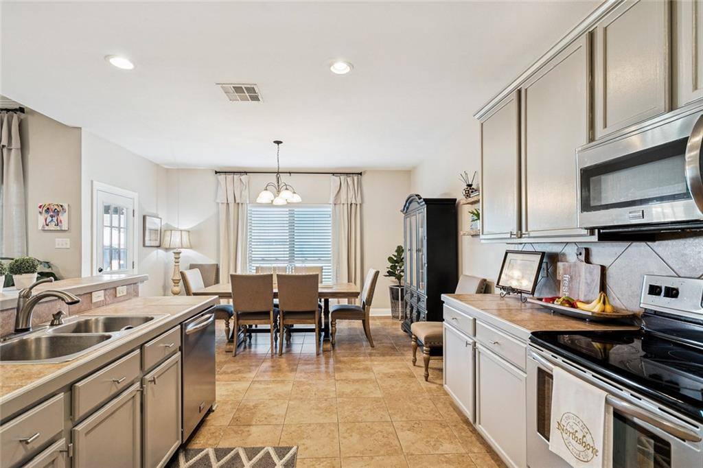 28373 Loiret Court, Ponchatoula, LA 70454