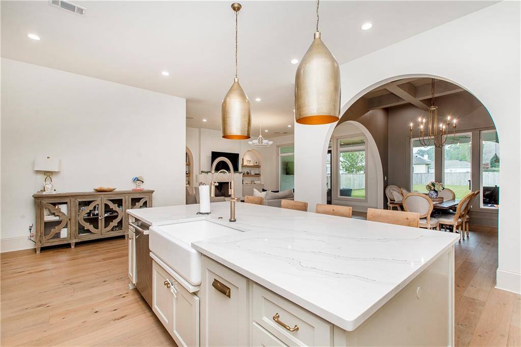 5009 Twin River Place, Covington, LA 70433