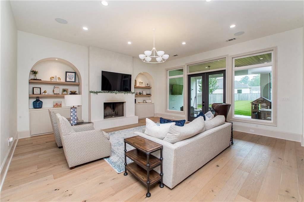 5009 Twin River Place, Covington, LA 70433