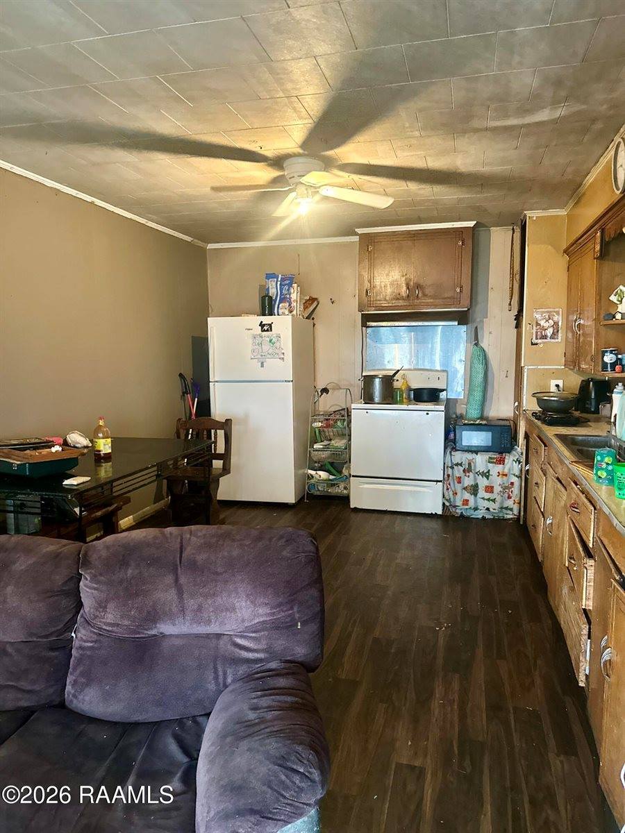 1750 West Peach Avenue, Eunice, LA 70535