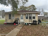1750 West Peach Avenue, Eunice, LA 70535