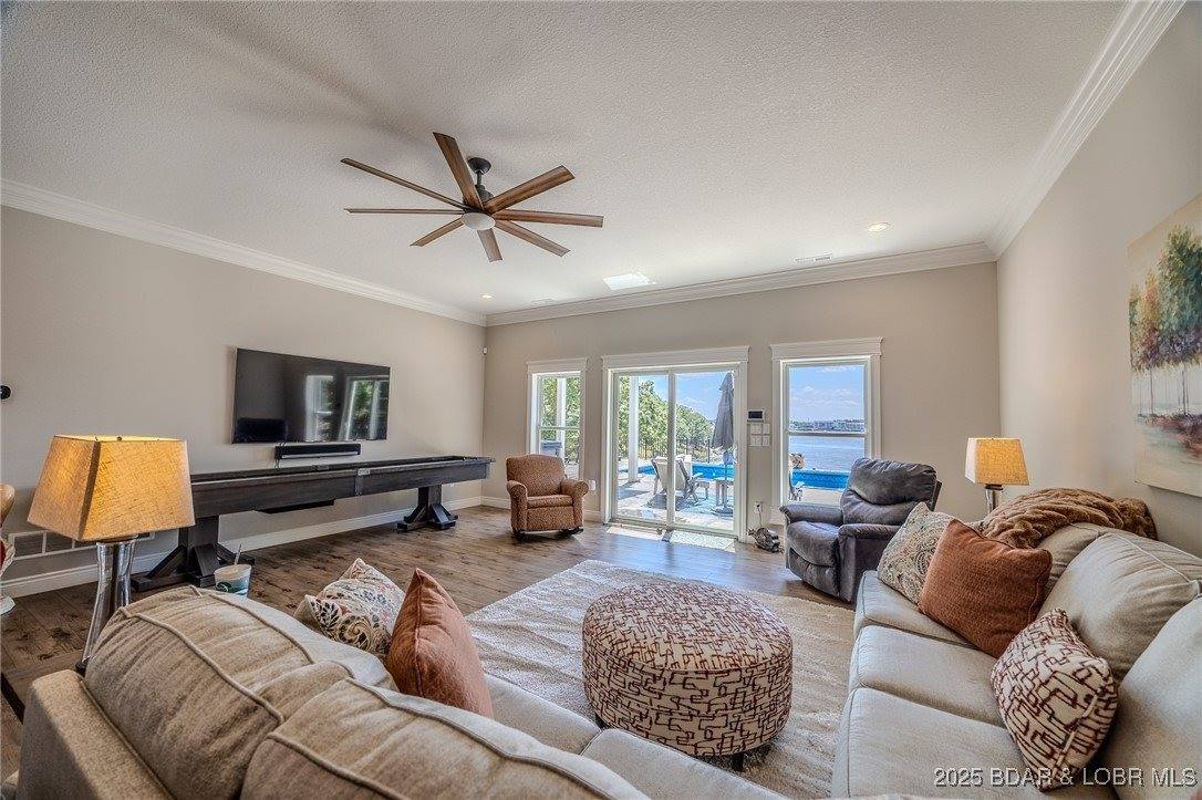 243 E Villages Estates Road, Sunrise Beach, MO 65079