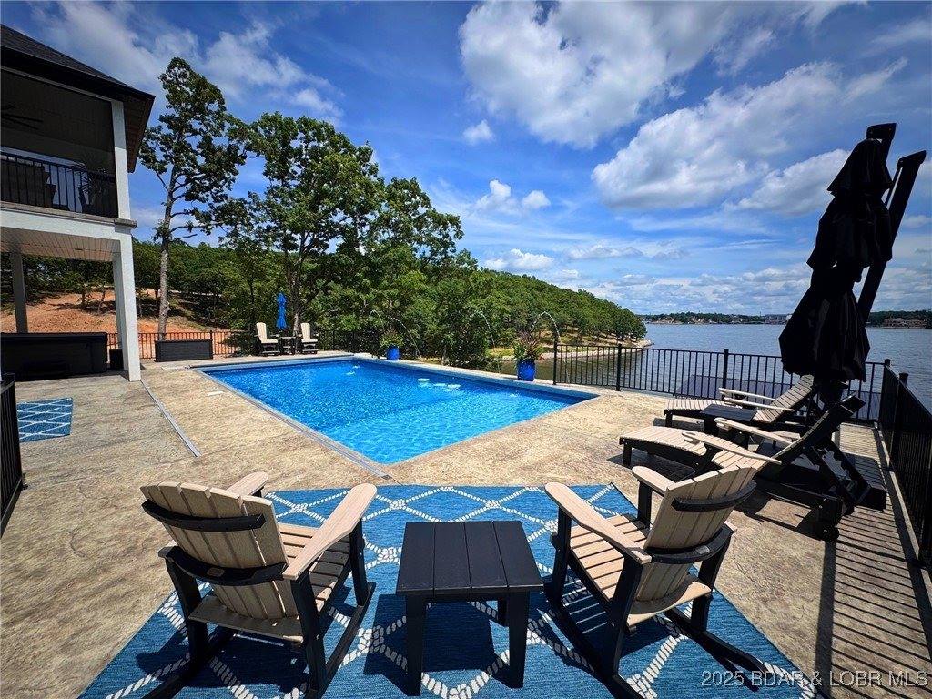 243 E Villages Estates Road, Sunrise Beach, MO 65079