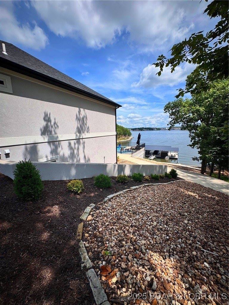 243 E Villages Estates Road, Sunrise Beach, MO 65079