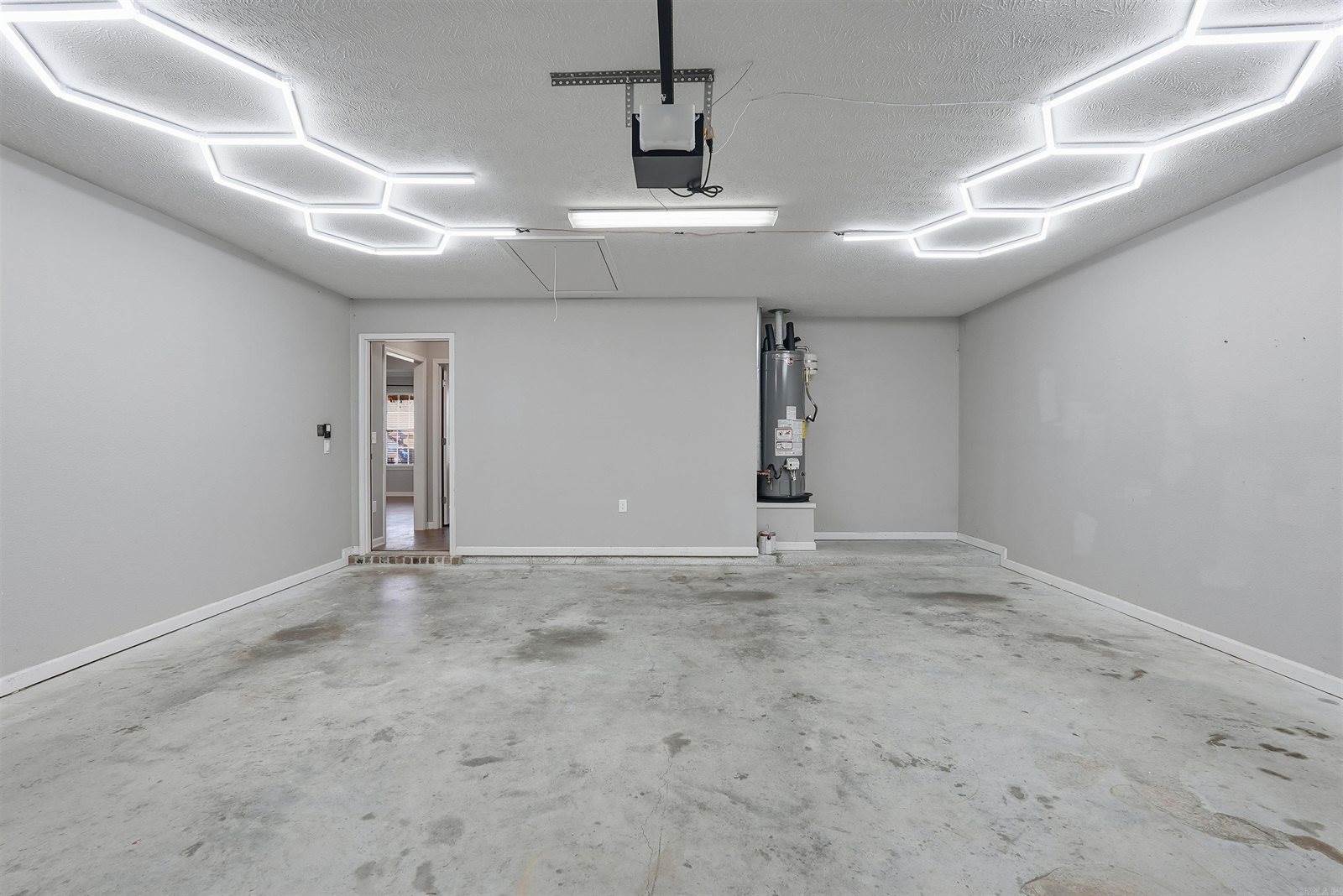 20 Golden Leaf, Greenbrier, AR 72058