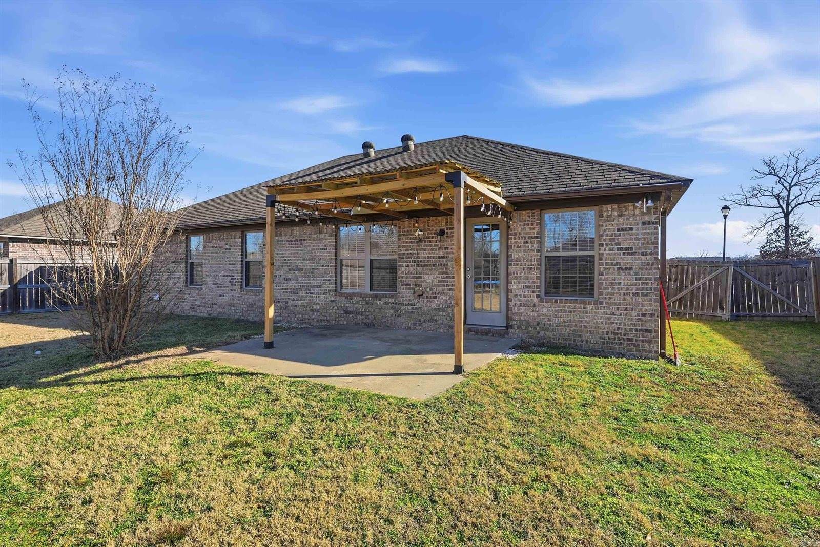 20 Golden Leaf, Greenbrier, AR 72058