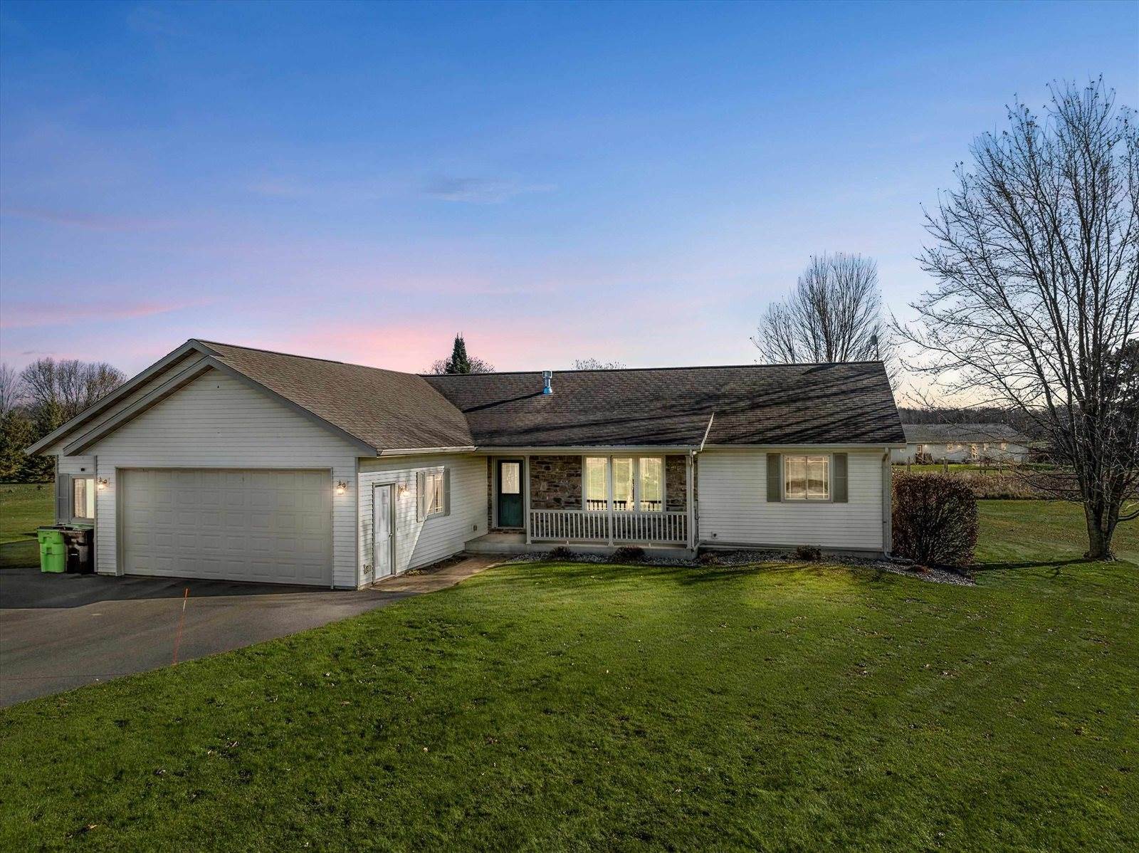 203715 Sun Ridge Drive, Spencer, WI 54479