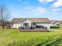 203715 Sun Ridge Drive, Spencer, WI 54479