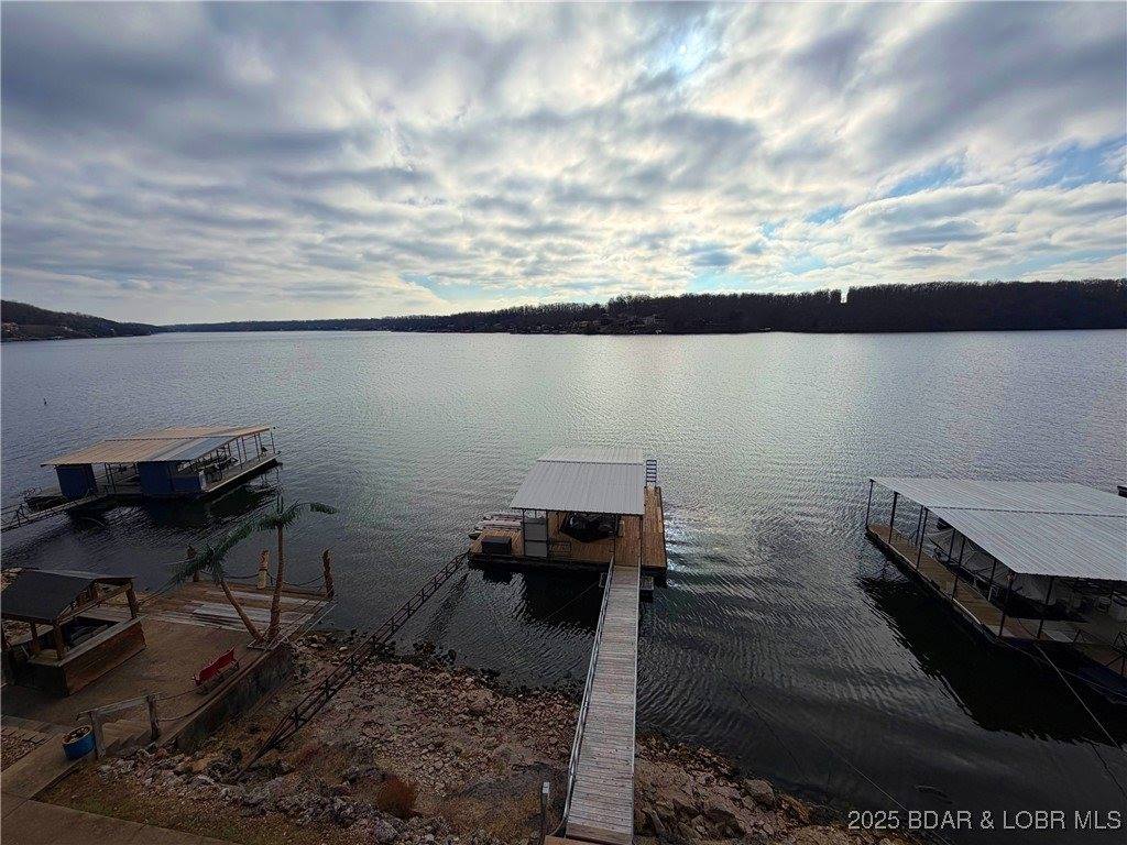 27630 Golden Point Lane, Barnett, MO 65011