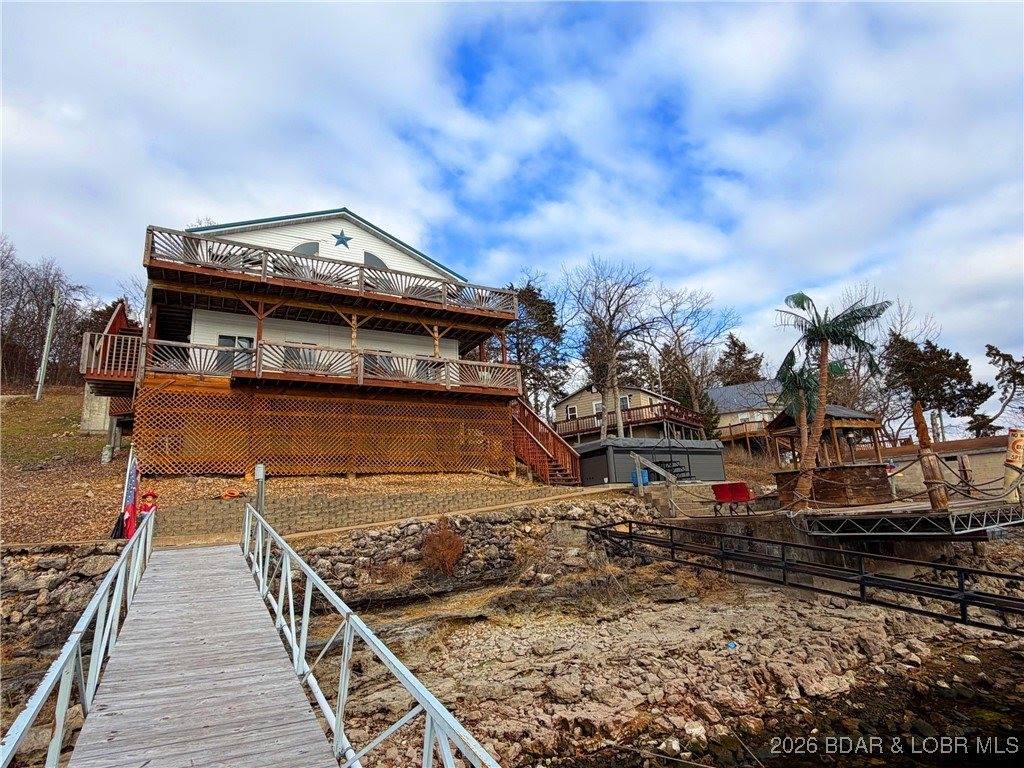 27630 Golden Point Lane, Barnett, MO 65011