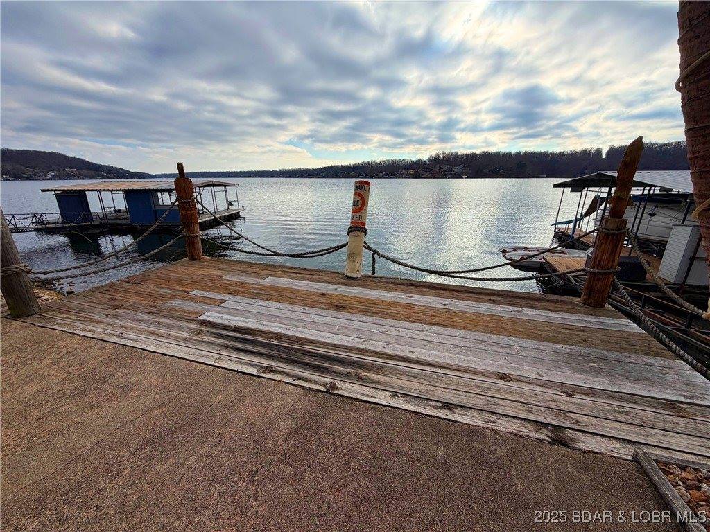 27630 Golden Point Lane, Barnett, MO 65011