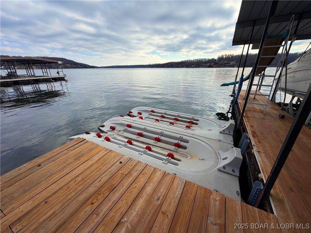 27630 Golden Point Lane, Barnett, MO 65011