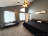 27630 Golden Point Lane, Barnett, MO 65011