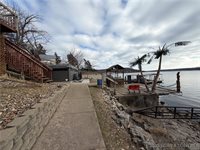 27630 Golden Point Lane, Barnett, MO 65011