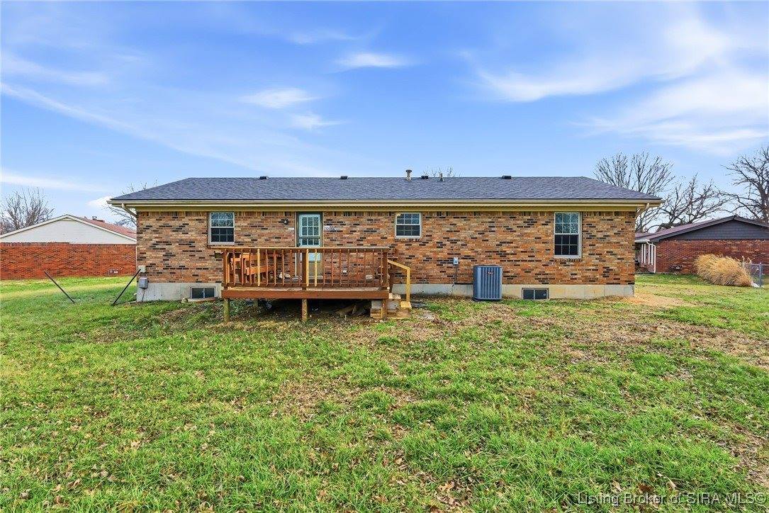 2301 Dunbar Drive, Jeffersonville, IN 47130