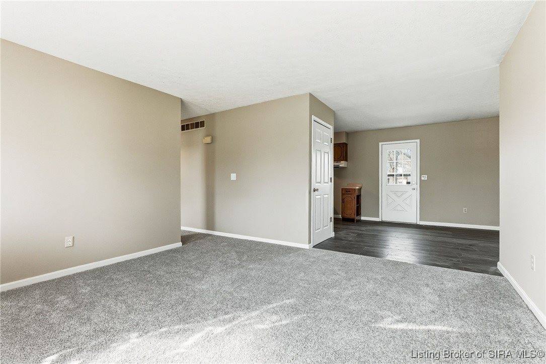2301 Dunbar Drive, Jeffersonville, IN 47130