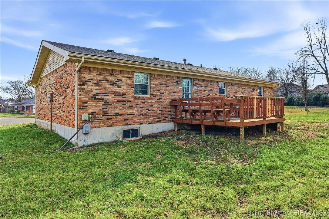 2301 Dunbar Drive, Jeffersonville, IN 47130
