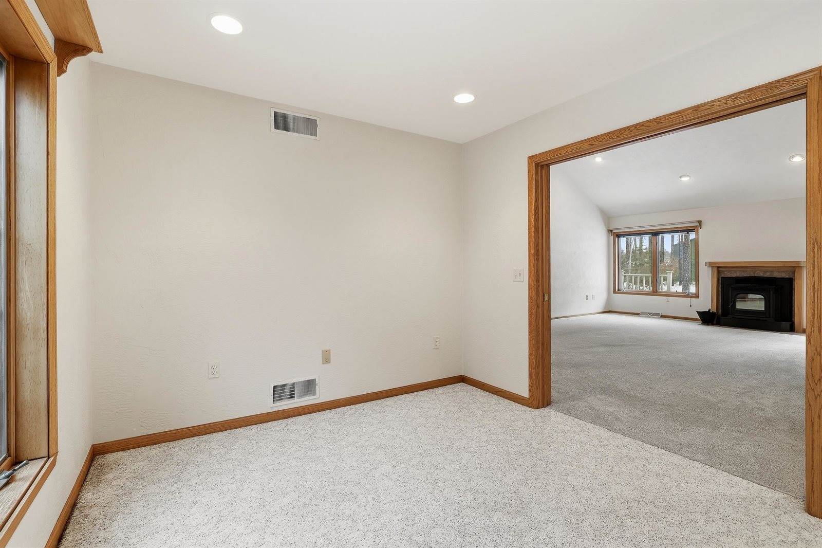 1665 S Ponderosa Drive, Stevens Point, WI 54482