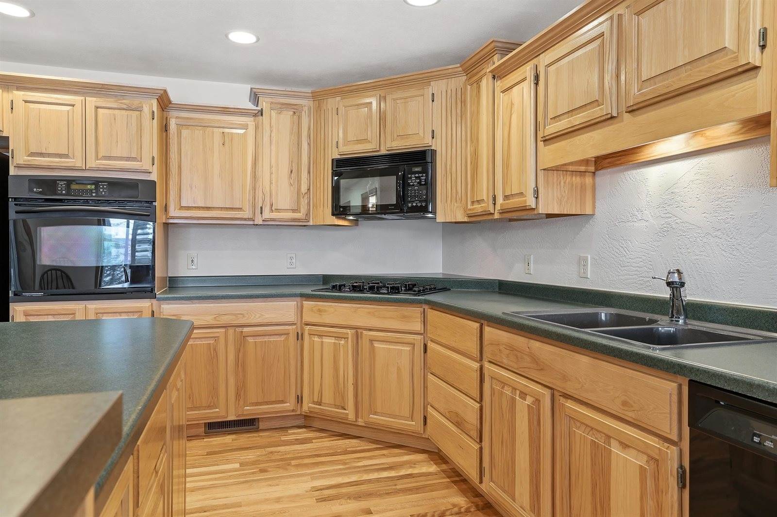 1665 S Ponderosa Drive, Stevens Point, WI 54482