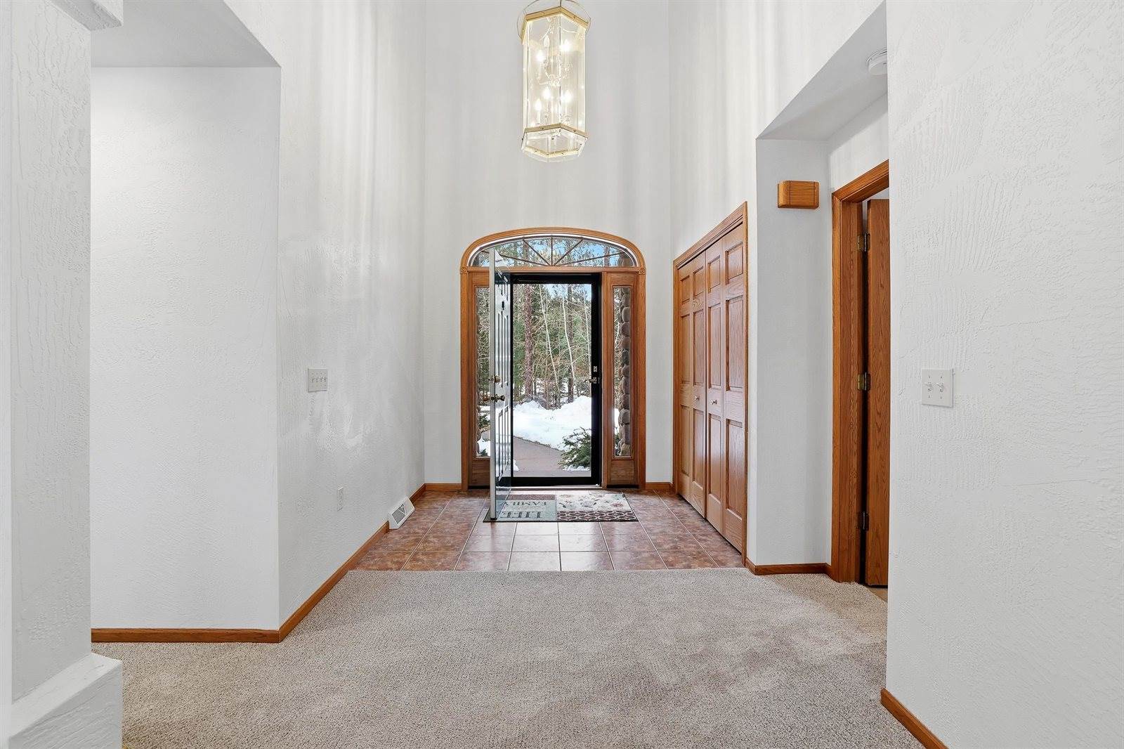 1665 S Ponderosa Drive, Stevens Point, WI 54482