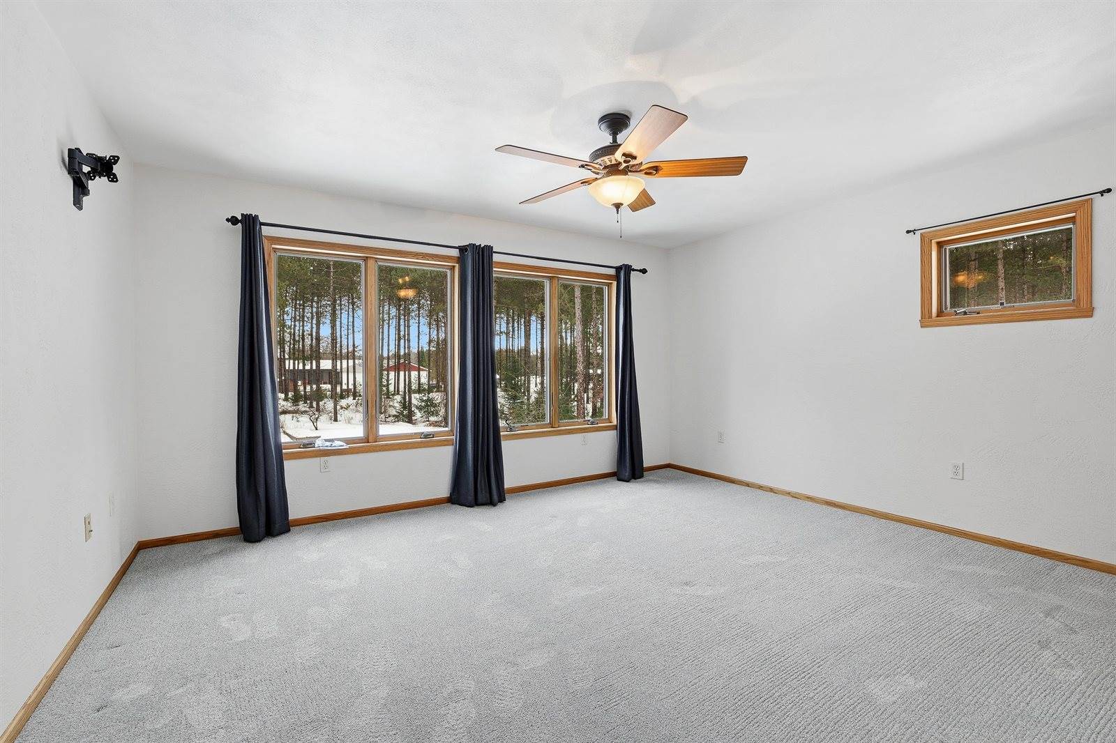 1665 S Ponderosa Drive, Stevens Point, WI 54482