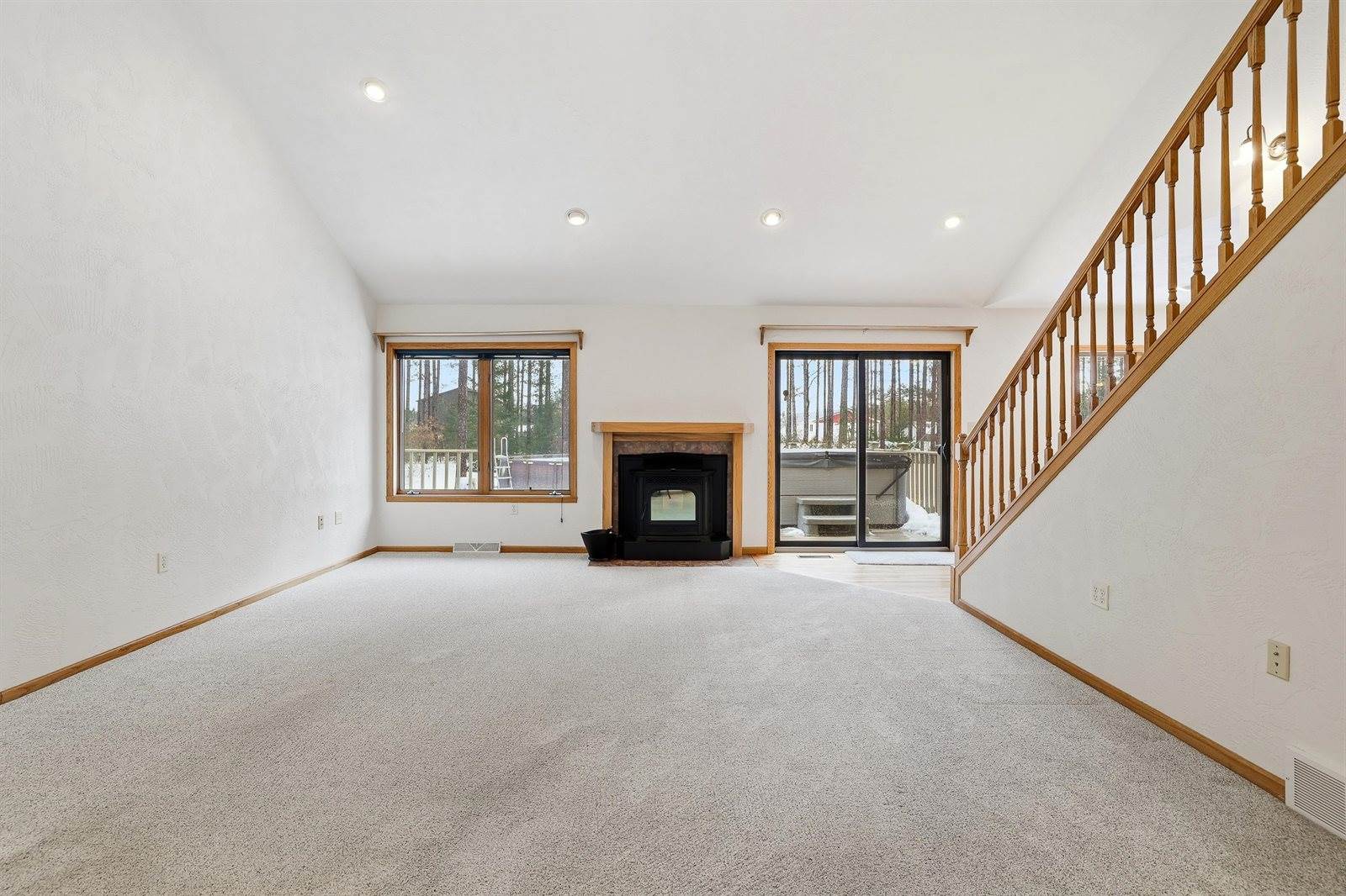 1665 S Ponderosa Drive, Stevens Point, WI 54482