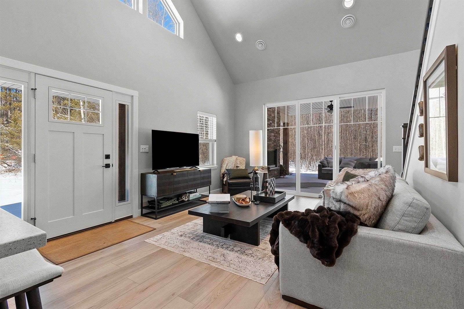 101 Timber Run, Crivitz, WI 54114