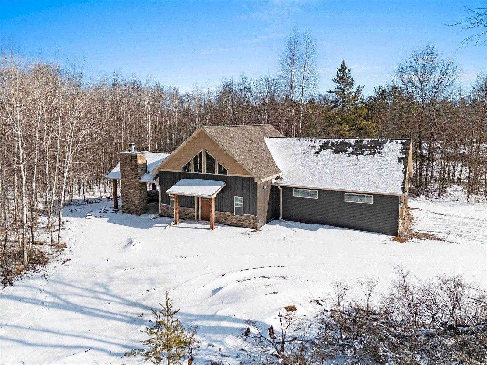 101 Timber Run, Crivitz, WI 54114