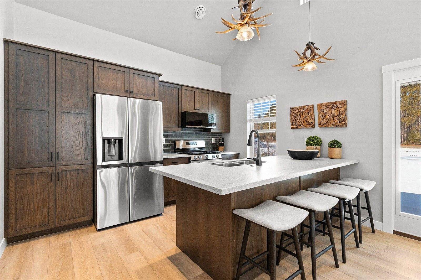 101 Timber Run, Crivitz, WI 54114