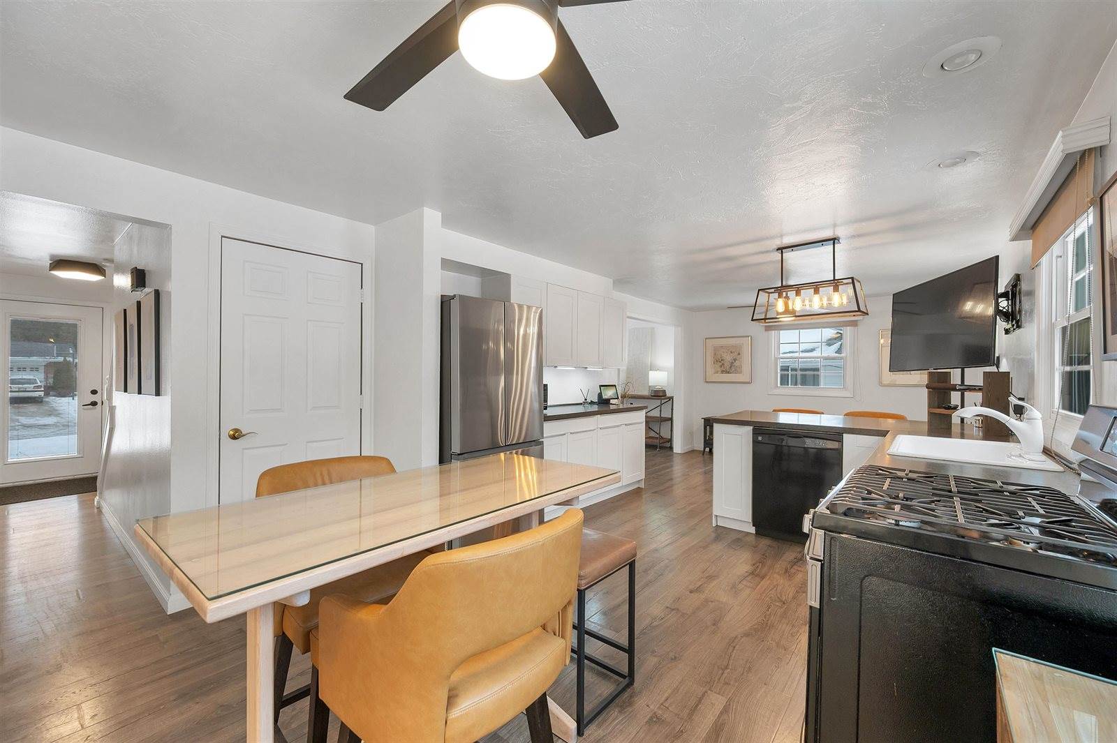 1512 Traeger Street, Green Bay, WI 54304