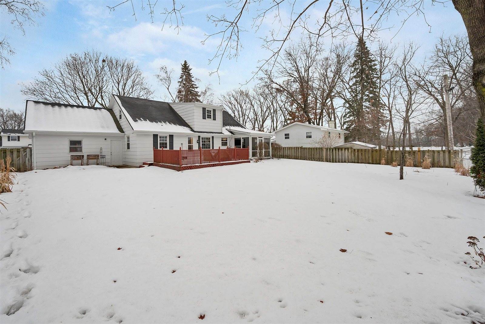 1512 Traeger Street, Green Bay, WI 54304