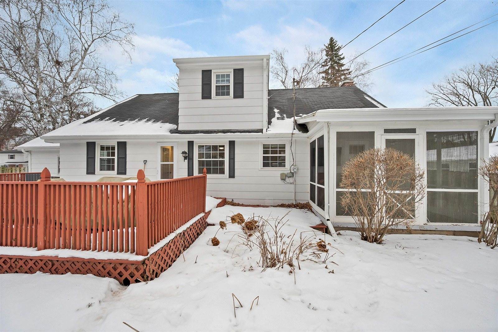 1512 Traeger Street, Green Bay, WI 54304