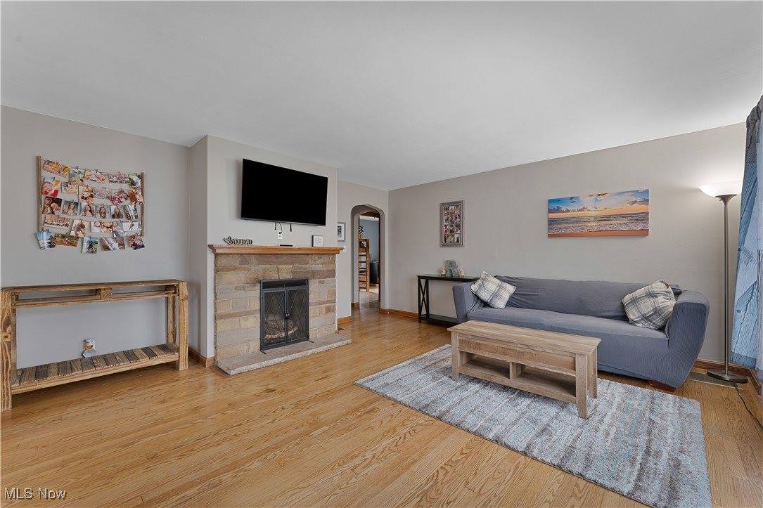 2621 Calla Road East, Poland, OH 44514