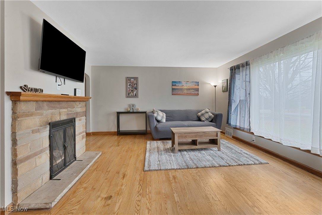 2621 Calla Road East, Poland, OH 44514