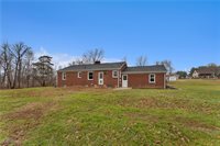 2621 Calla Road East, Poland, OH 44514