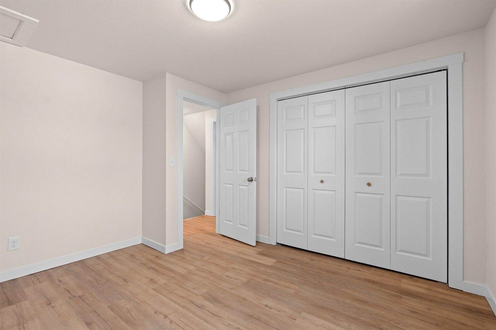 2130 Elmview Drive, Ashwaubenon, WI 54304