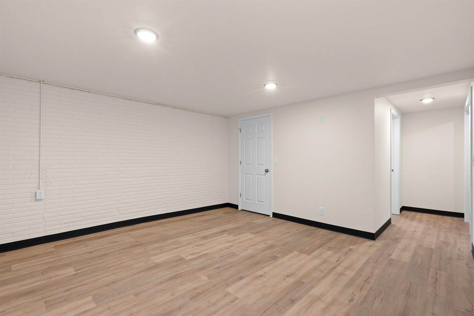 2130 Elmview Drive, Ashwaubenon, WI 54304