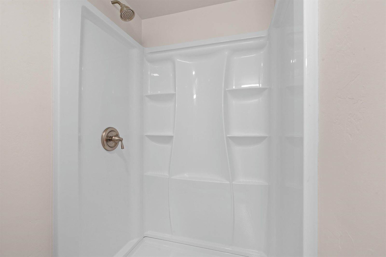 2130 Elmview Drive, Ashwaubenon, WI 54304