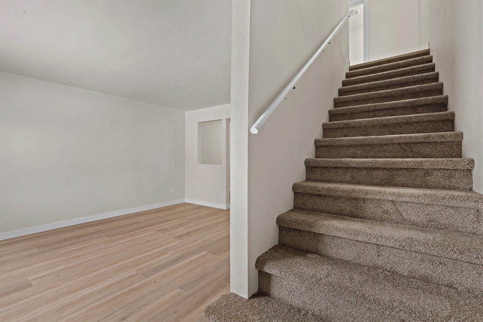 2130 Elmview Drive, Ashwaubenon, WI 54304