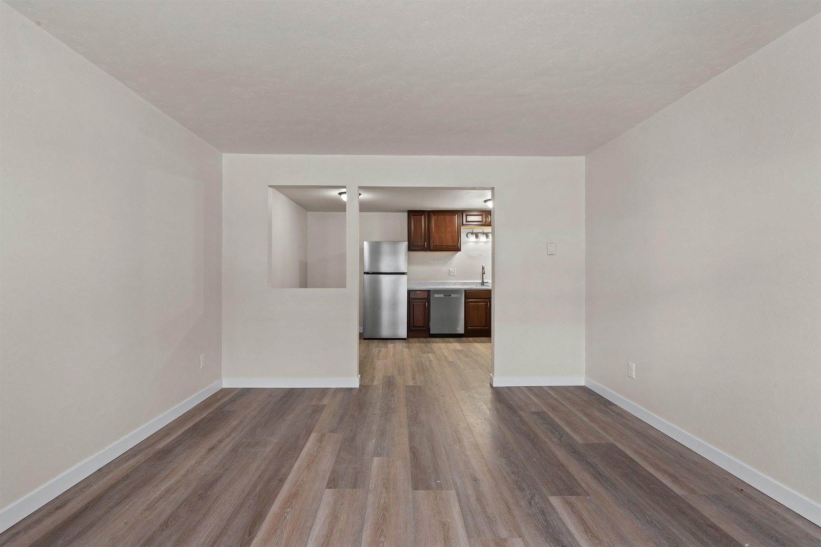 2130 Elmview Drive, Ashwaubenon, WI 54304
