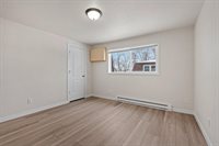 2130 Elmview Drive, Ashwaubenon, WI 54304